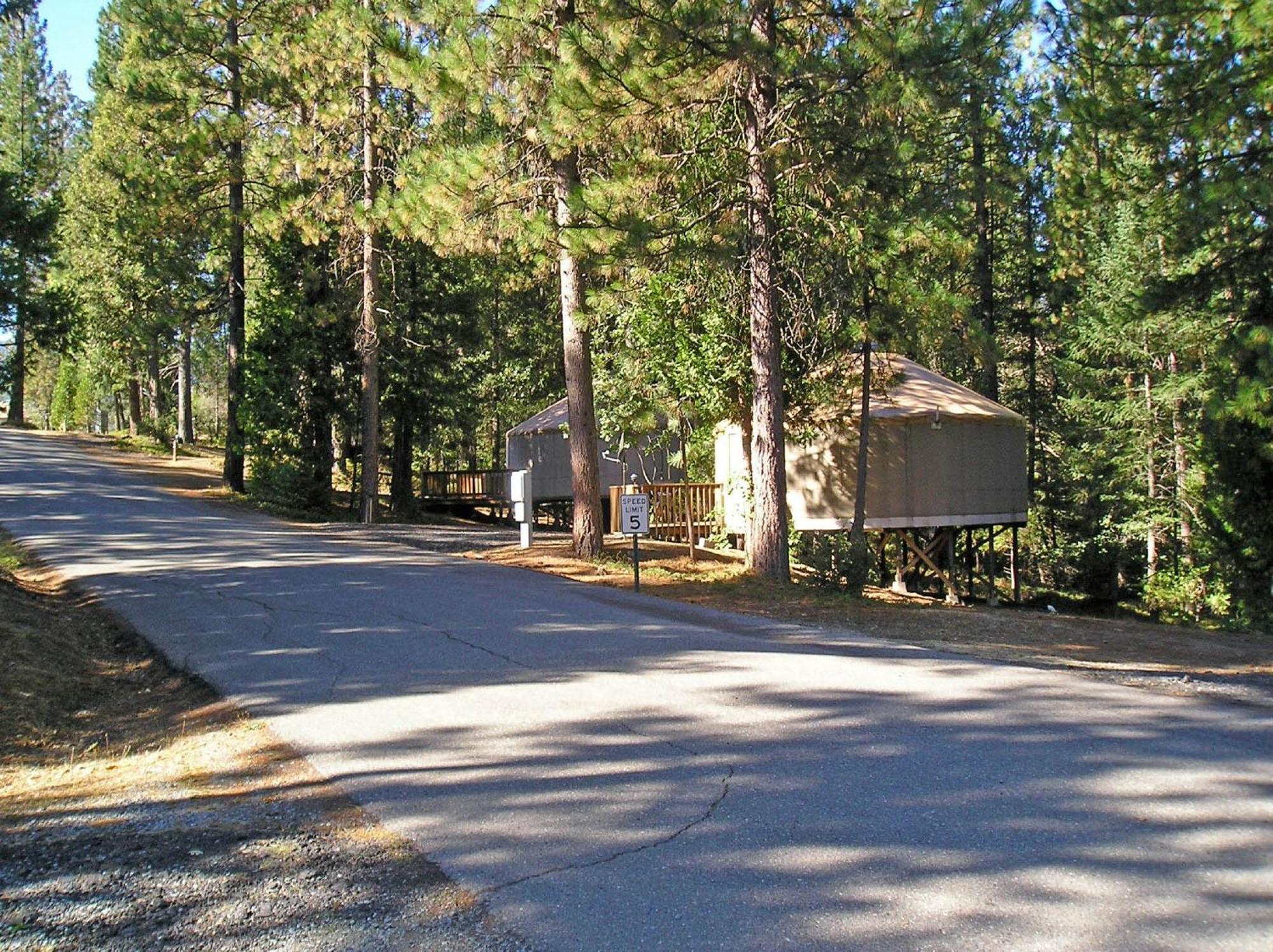 Vakantiepark Yosemite Lakes Hillside Yurt 14 *
